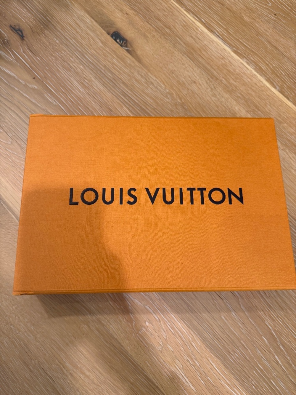 Louis Vuitton Large Ring Agenda Cover - Picture 8 of 8